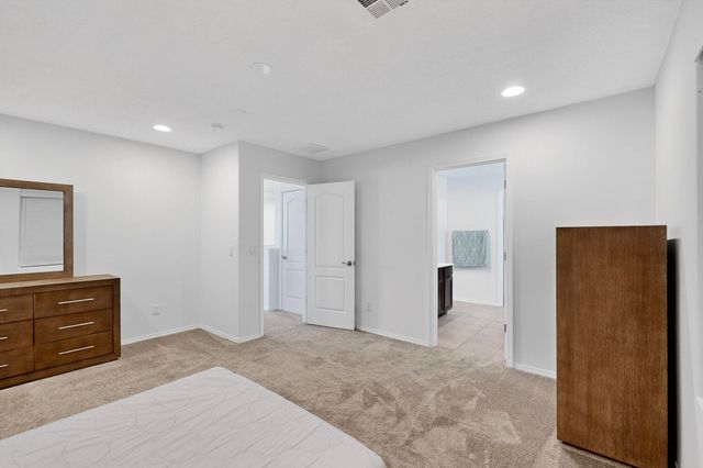 108 Hue Street SW, Rio Rancho, NM 87124