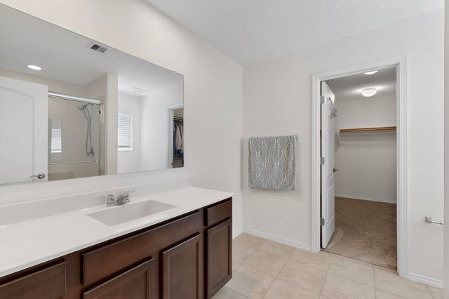 108 Hue Street SW, Rio Rancho, NM 87124