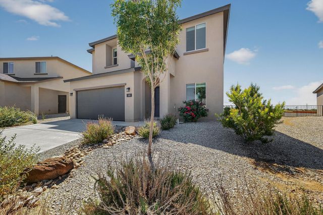 108 Hue Street SW, Rio Rancho, NM 87124