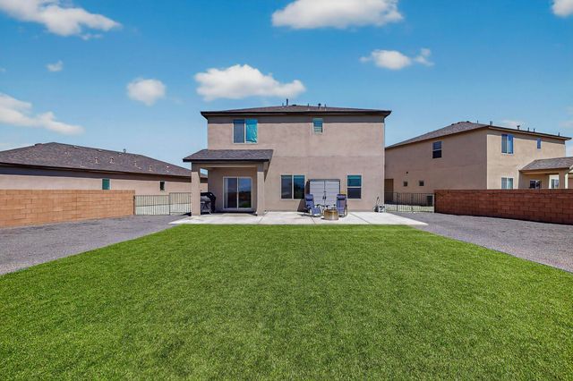 108 Hue Street SW, Rio Rancho, NM 87124