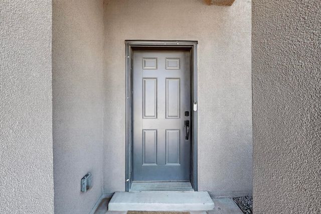 108 Hue Street SW, Rio Rancho, NM 87124