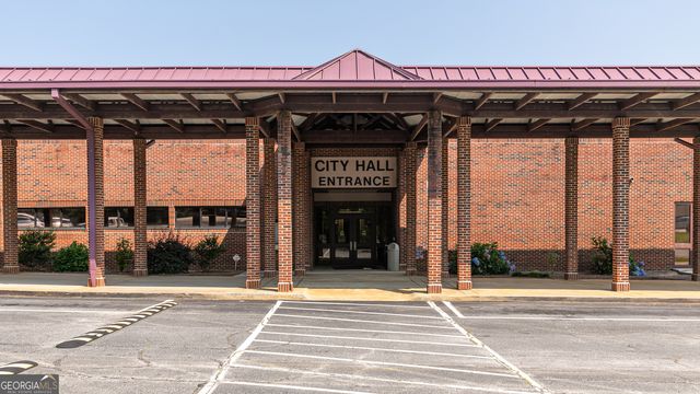 3495 Tristens Cove Walk, Loganville, GA 30052