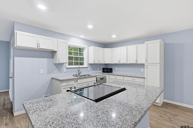 212 Lenox ST, Pittsburg, TX 75686