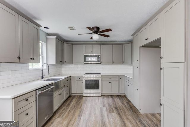 1448 Earlham Lane, Lawrenceville, GA 30043