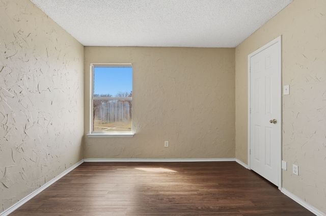 1213 Calvert Drive, Cedar Hill, TX 75104