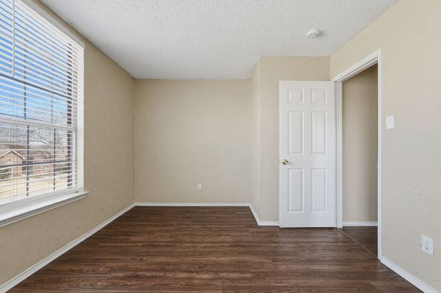 1213 Calvert Drive, Cedar Hill, TX 75104