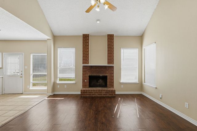 1213 Calvert Drive, Cedar Hill, TX 75104