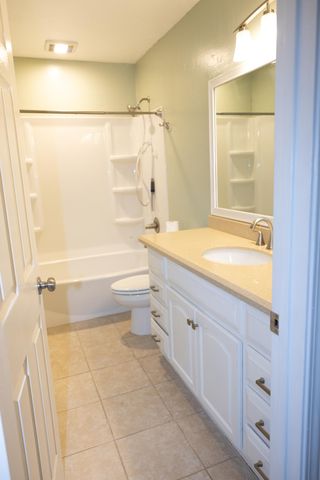 2623 S Silvervale Street, Visalia, CA 93277