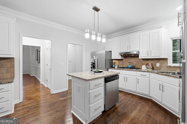 6018 Vicksburg Court, Conyers, GA 30094