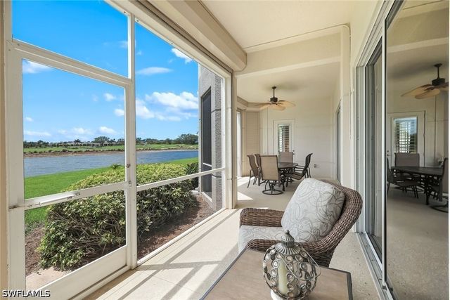 554 Avellino Isles CIR 101, Naples, FL 34119