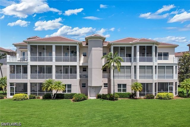 554 Avellino Isles CIR 101, Naples, FL 34119