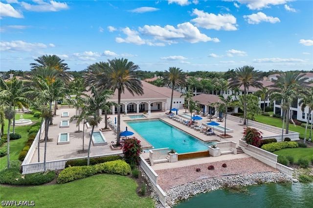 554 Avellino Isles CIR 101, Naples, FL 34119