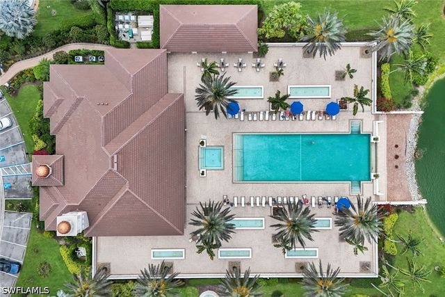 554 Avellino Isles CIR 101, Naples, FL 34119