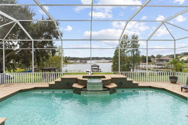 11210 CRESCENT BAY BOULEVARD, Clermont, FL 34711