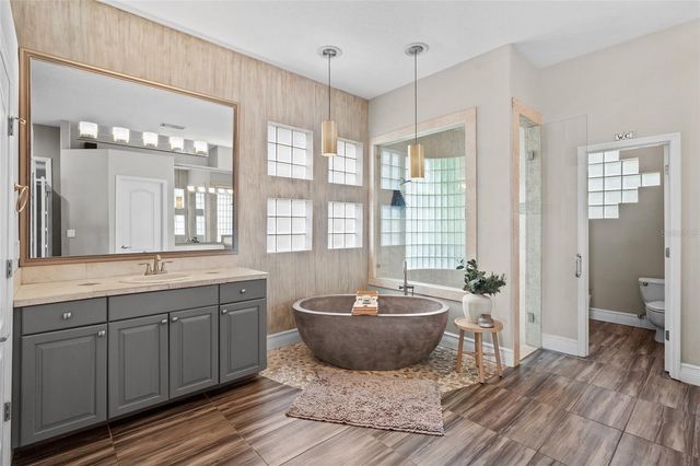 11210 CRESCENT BAY BOULEVARD, Clermont, FL 34711
