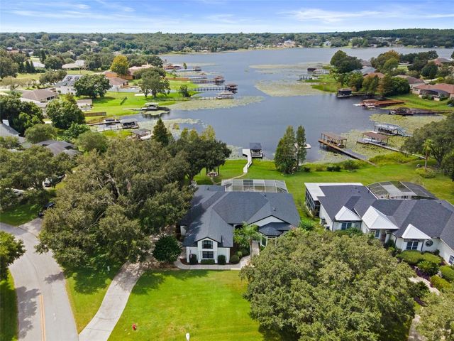 11210 CRESCENT BAY BOULEVARD, Clermont, FL 34711