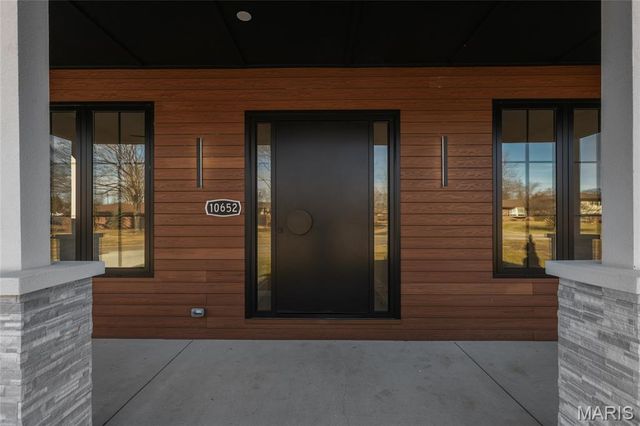 10652 Roanna Lane, Sunset Hills, MO 63128