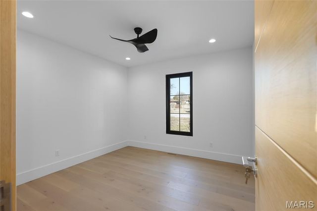 10652 Roanna Lane, Sunset Hills, MO 63128