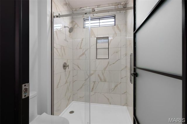 10652 Roanna Lane, Sunset Hills, MO 63128