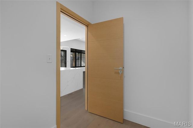 10652 Roanna Lane, Sunset Hills, MO 63128