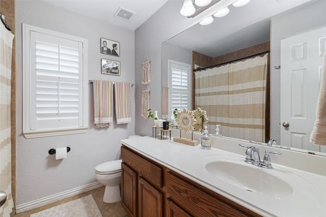 904 Monticello Drive, Burleson, TX 76028