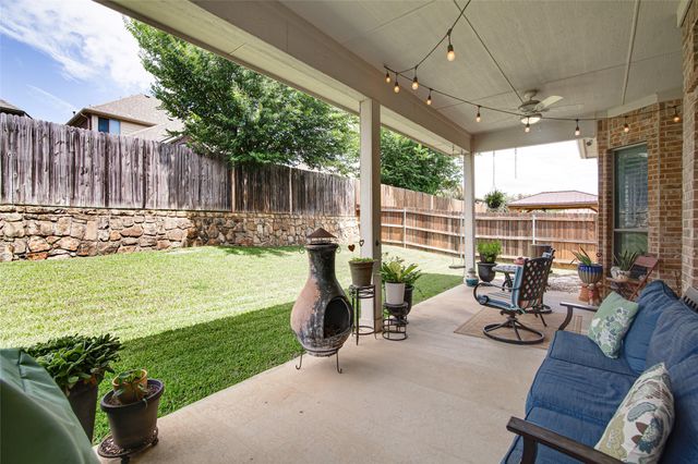 904 Monticello Drive, Burleson, TX 76028