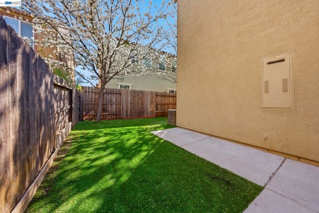 4118 Adriatic Sea Way, Sacramento, CA 95834