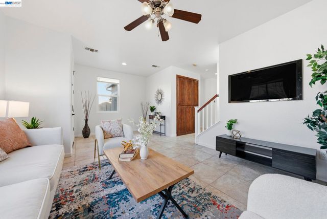 4118 Adriatic Sea Way, Sacramento, CA 95834