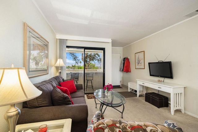 675 N Los Felices Circle W 204, Palm Springs, CA 92262