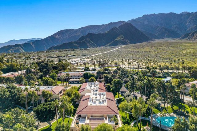675 N Los Felices Circle W 204, Palm Springs, CA 92262