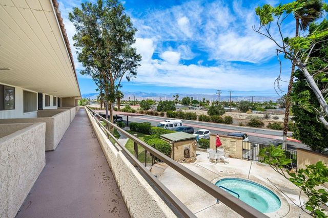 675 N Los Felices Circle W 204, Palm Springs, CA 92262
