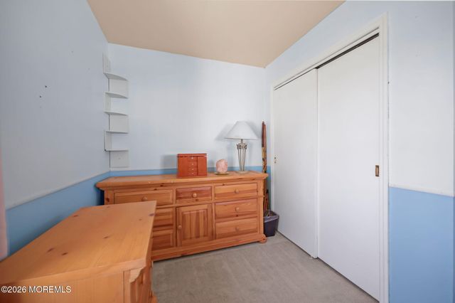 4 Spruce Road, Howell, NJ 07731