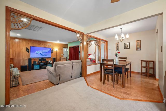 4 Spruce Road, Howell, NJ 07731