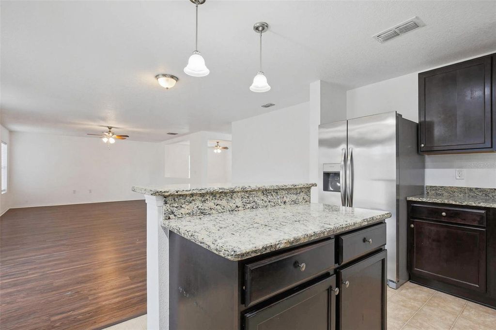 Image 16 of property listing at 10920 POND PINE DRIVE, Riverview, FL 33569