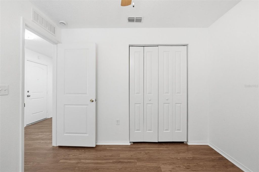 Image 22 of property listing at 10920 POND PINE DRIVE, Riverview, FL 33569