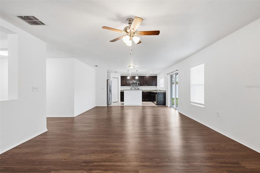 Image 10 of property listing at 10920 POND PINE DRIVE, Riverview, FL 33569