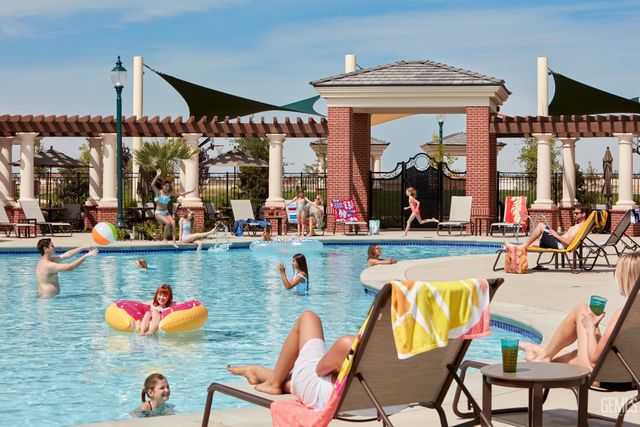 14706 Upper Parkshire Street, Bakersfield, CA 93311