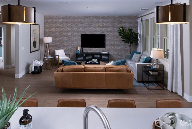 14706 Upper Parkshire Street, Bakersfield, CA 93311