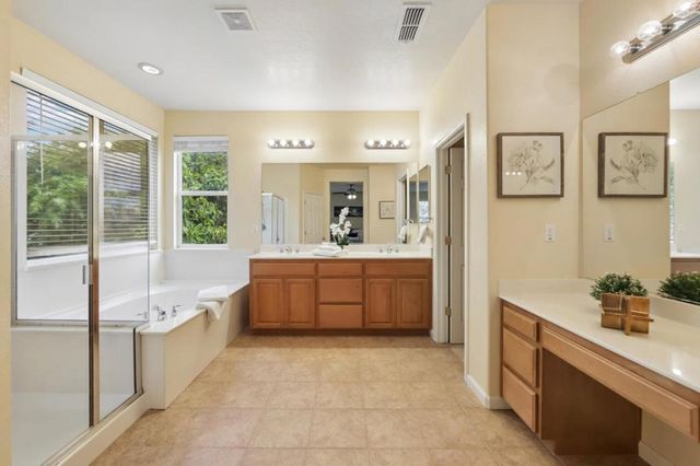 771 Cathedral Way, Tracy, CA 95304
