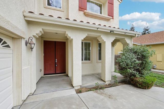 771 Cathedral Way, Tracy, CA 95304