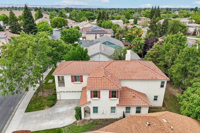 771 Cathedral Way, Tracy, CA 95304