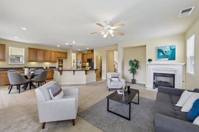 771 Cathedral Way, Tracy, CA 95304