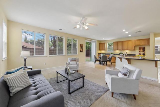 771 Cathedral Way, Tracy, CA 95304