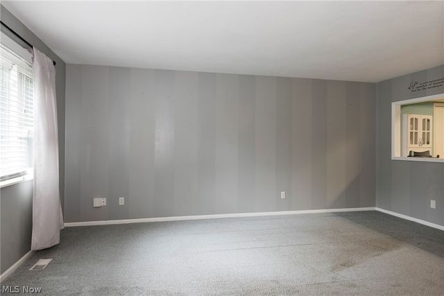 11657 Harbour Light Drive, North Royalton, OH 44133