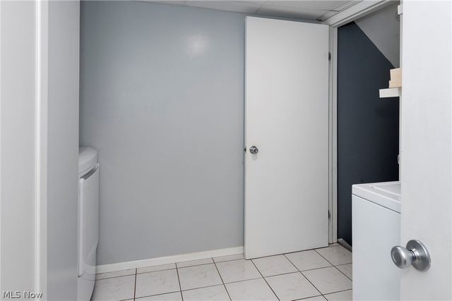 11657 Harbour Light Drive, North Royalton, OH 44133