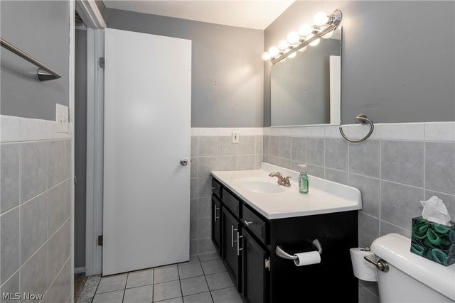11657 Harbour Light Drive, North Royalton, OH 44133
