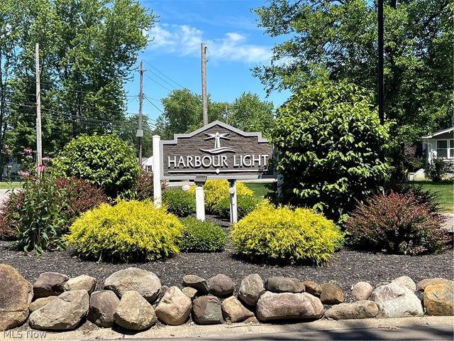 11657 Harbour Light Drive, North Royalton, OH 44133