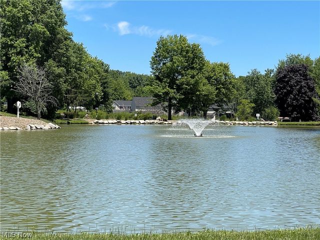 11657 Harbour Light Drive, North Royalton, OH 44133