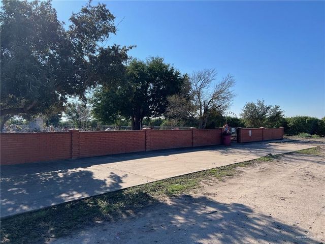 001 S Cage Boulevard, Pharr, TX 78577