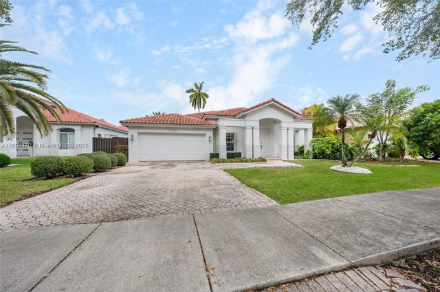11351 NW 64th Ter, Doral, FL 33178
